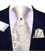 Kaufen Sie Henk ter Horst zijden stropdas met manchetknopen en pochette set, paisley lurex goud  Ivoor für nur € 89,95 bei Henk ter Horst fashion